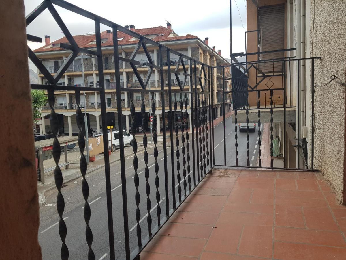 Fantastic Pis A Oliana Alt Urgell Lleida Wifi Apartment Luaran gambar
